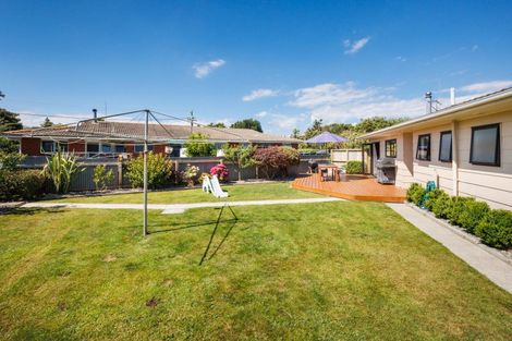 Photo of property in 2 Higgin Place, Feilding, 4702