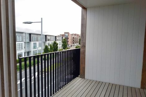 Photo of property in 10/165 Hobsonville Point Road, Hobsonville, Auckland, 0616