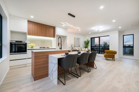 Photo of property in 21f Laura Street, Kelston, Auckland, 0602