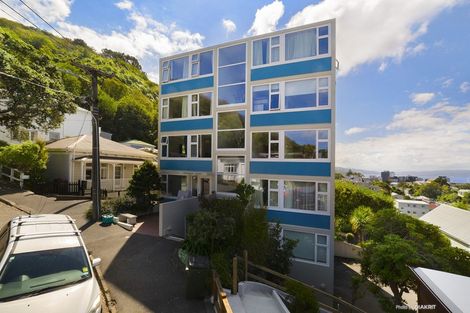 Photo of property in 24u4 Patanga Crescent, Thorndon, Wellington, 6011