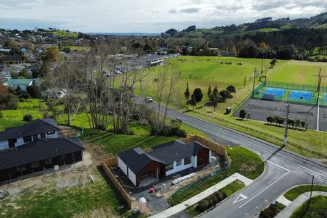 Photo of property in 2 Mahi Road, Helensville, 0800