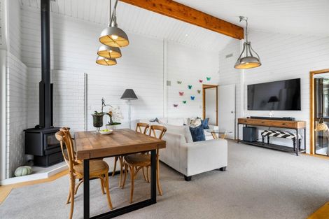 Photo of property in 130 Tirohanga Drive, Whangamata, 3620