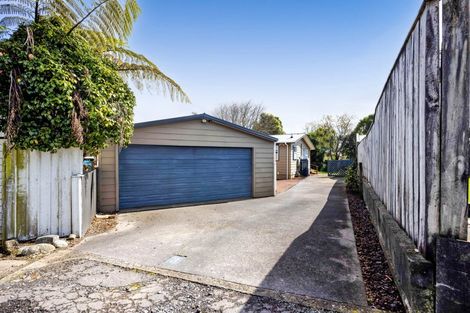 Photo of property in 20 Rewa Street, Inglewood, 4330