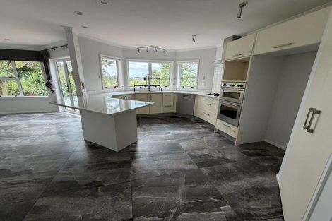 Photo of property in 124 Pemberton Avenue, Bayview, Auckland, 0629