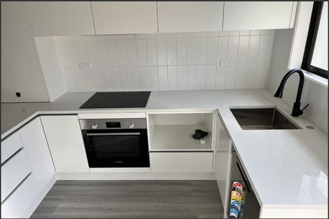 Photo of property in 43 Tirimoana Road, Te Atatu South, Auckland, 0602