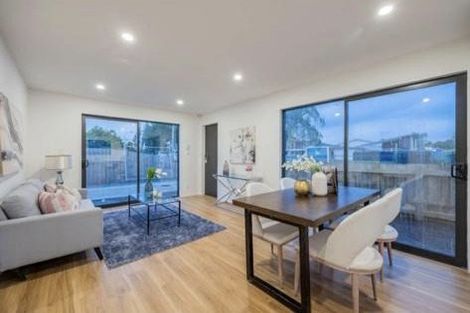Photo of property in 8d Jupiter Street, Rosehill, Papakura, 2113