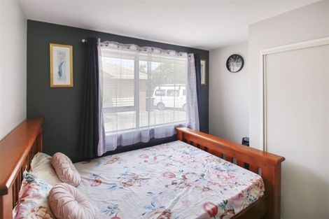 Photo of property in 25 Thistledown Place, Woolston, Christchurch, 8062