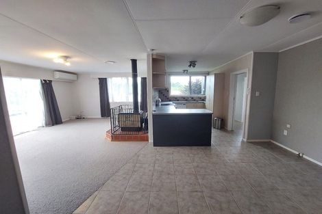 Photo of property in 134g Huatoki Street, Frankleigh Park, New Plymouth, 4310