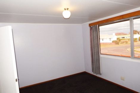 Photo of property in 10 Purnell Place, Marton, 4710