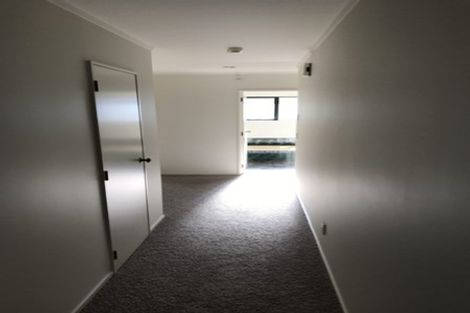 Photo of property in 2 Kowhai Grove, Waikanae, 5036