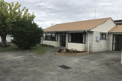 Photo of property in 2/10 Lee Road, Taradale, Napier, 4112