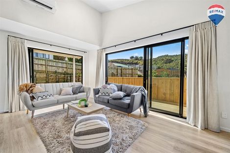 Photo of property in 18au7 Cathie Place, Karori, Wellington, 6012