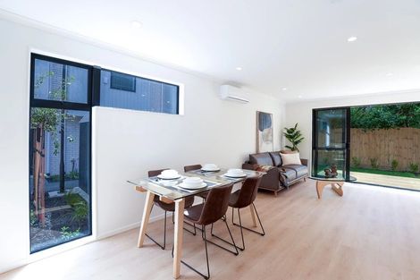 Photo of property in 1/31 Normandy Place, Henderson, Auckland, 0610