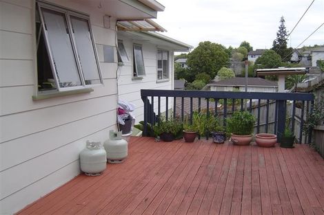 Photo of property in 21 Laurina Road, Sunnynook, Auckland, 0620