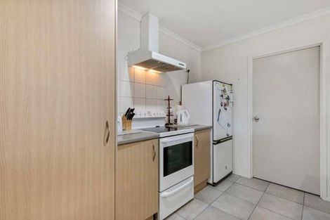 Photo of property in 37 Cabeleigh Drive, Helensville, 0800