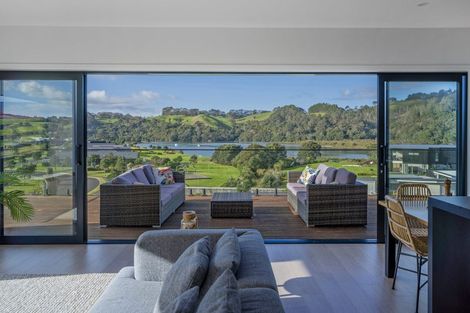 Photo of property in 6 Joyce Harsant Place, Cooks Beach, 3591