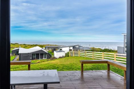 Photo of property in 23 Waipipi Road, Waverley, 4591