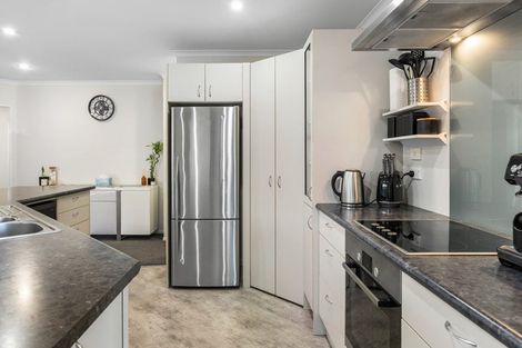 Photo of property in 47 Factory Road, Belfast, Christchurch, 8051