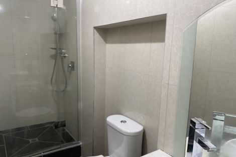 Photo of property in 7 Lewisham Street, Highland Park, Auckland, 2010