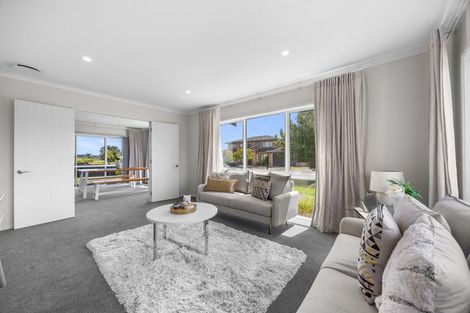 Photo of property in 8a Maple Lane, Huapai, Kumeu, 0810