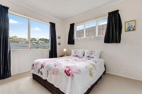 Photo of property in 31 Les Fisher Place, Pukekohe, 2120