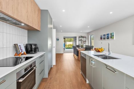 Photo of property in 97 Burdon Loop, Lake Hawea, 9382