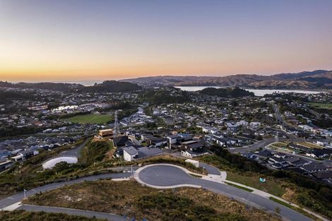 Photo of property in 1 Stunsail Lane, Whitby, Porirua, 5024