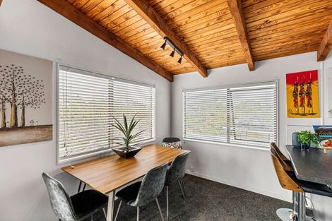 Photo of property in 38 Thorburn Avenue, Red Beach, 0932