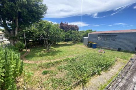 Photo of property in 15 Moor Avenue, Te Atatu Peninsula, Auckland, 0610
