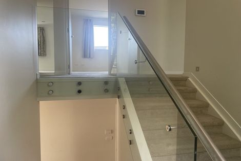 Photo of property in 25a Schnapper Rock Road, Greenhithe, Auckland, 0632