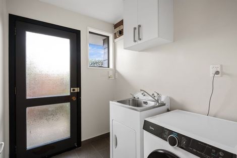 Photo of property in 11 Fiona Place, Hei Hei, Christchurch, 8042