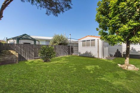 Photo of property in 4 Belray Place, Papamoa Beach, Papamoa, 3118