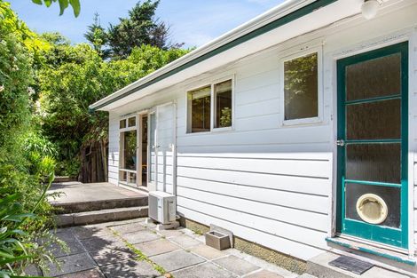 Photo of property in 105b Taylor Terrace, Tawa, Wellington, 5028