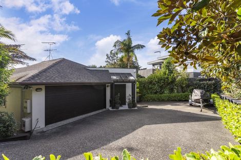 Photo of property in 116a Pah Road, Cockle Bay, Auckland, 2014