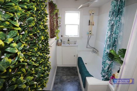 Photo of property in 399 Gloucester Street, Taradale, Napier, 4112