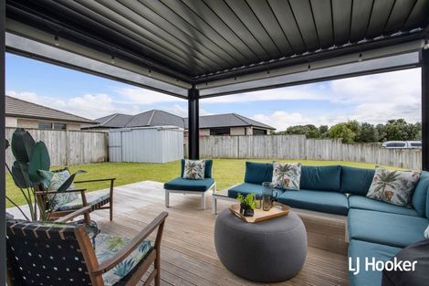 Photo of property in 16 Reel Road, Athenree, Waihi Beach, 3611