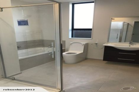 Photo of property in 15 Lieutenant Lane, Papakura, 2110