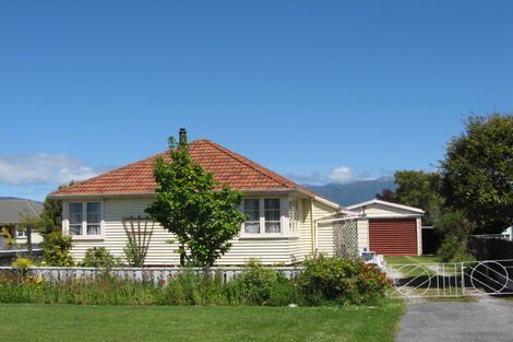 Photo of property in 38 Fonblanque Street, Westport, 7825