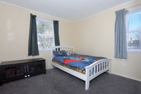 Photo of property in 9 Meads Place, Bulls, 4818