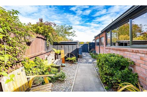 Photo of property in 16 Mansfield Drive, Kaiapoi, 7630