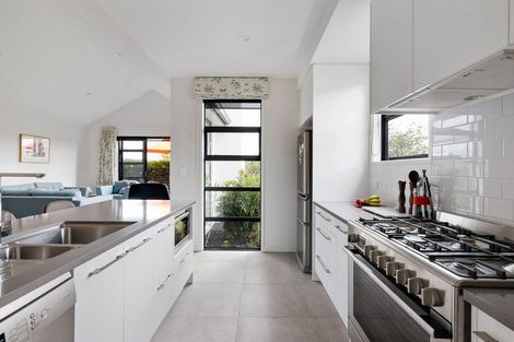Photo of property in 3/30 Jarrett Terrace, Leamington, Cambridge, 3432