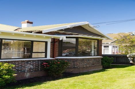 Photo of property in 267 Macandrew Road, Forbury, Dunedin, 9012