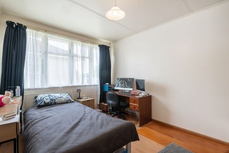Photo of property in 73 Greenslade Crescent, Northcote, Auckland, 0627
