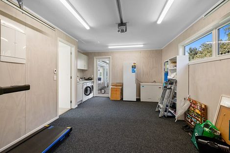 Photo of property in 130 Cross Road, Lepperton, New Plymouth, 4373