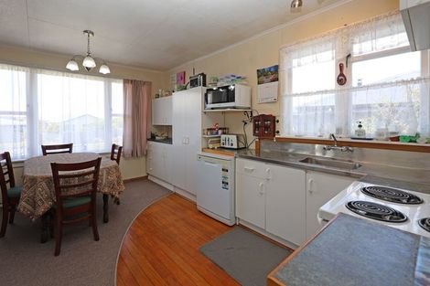 Photo of property in 42 Stuart Street, Holmes Hill, Oamaru, 9401