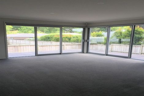 Photo of property in 41 Crabb Fields Lane, Riverhead, 0820