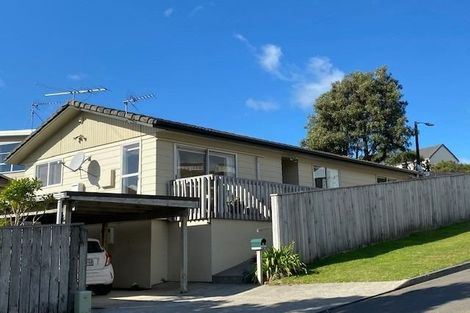 Photo of property in 2 Atwood Grove, Churton Park, Wellington, 6037