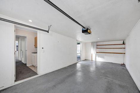 Photo of property in 2/59 Wallath Road, Westown, New Plymouth, 4310