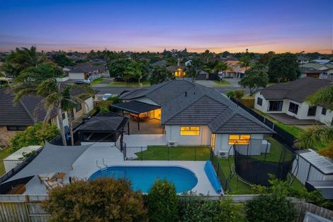 Photo of property in 636 Grenada Street, Papamoa Beach, Papamoa, 3118