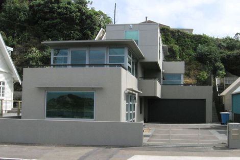 Photo of property in 2/310 The Esplanade, Island Bay, Wellington, 6023